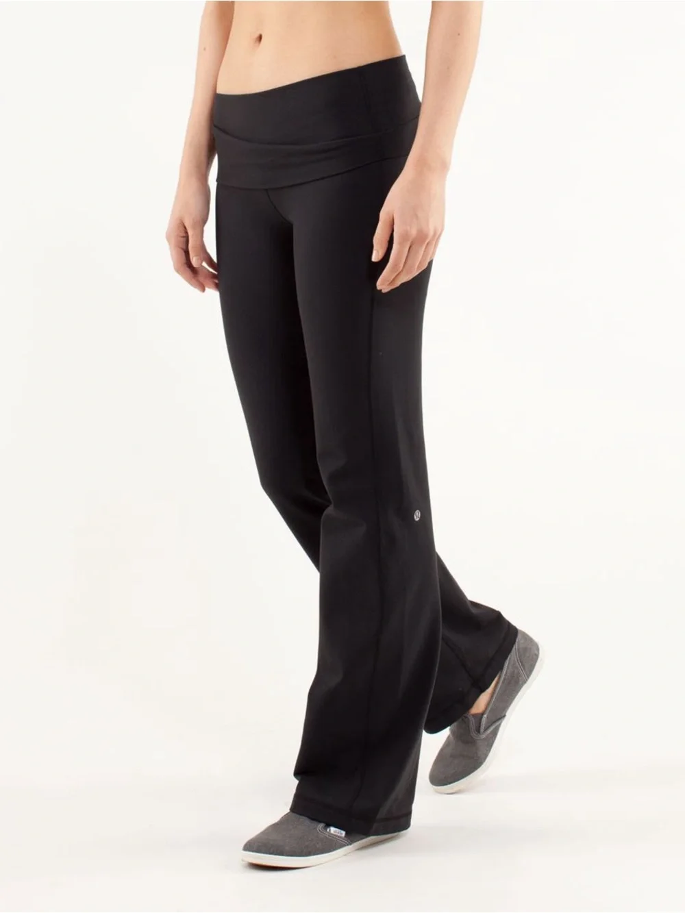 Vintage Lululemon Astro Pant in Black Size 8